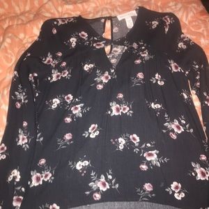 Gray floral long sleeve